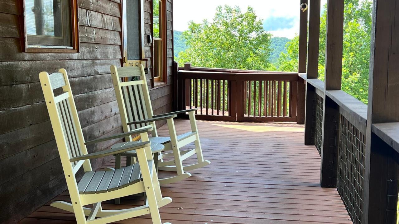Mistletoe Cabin- Private Cabin W Views, Hottub, Pet Friendly Мерфі Екстер'єр фото