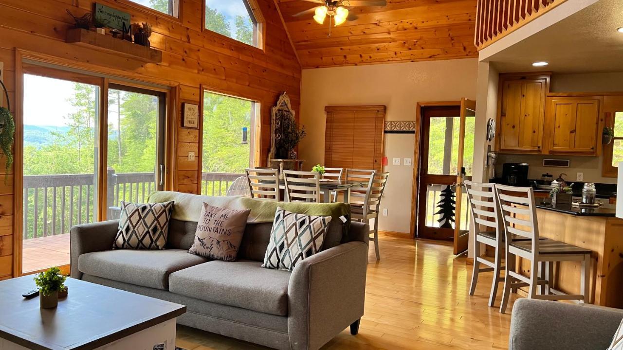 Mistletoe Cabin- Private Cabin W Views, Hottub, Pet Friendly Мерфі Екстер'єр фото